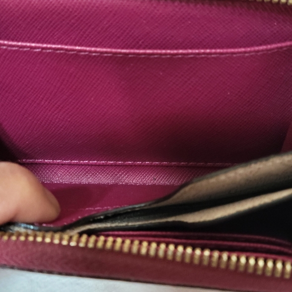 Wallet - Picture 10 of 10